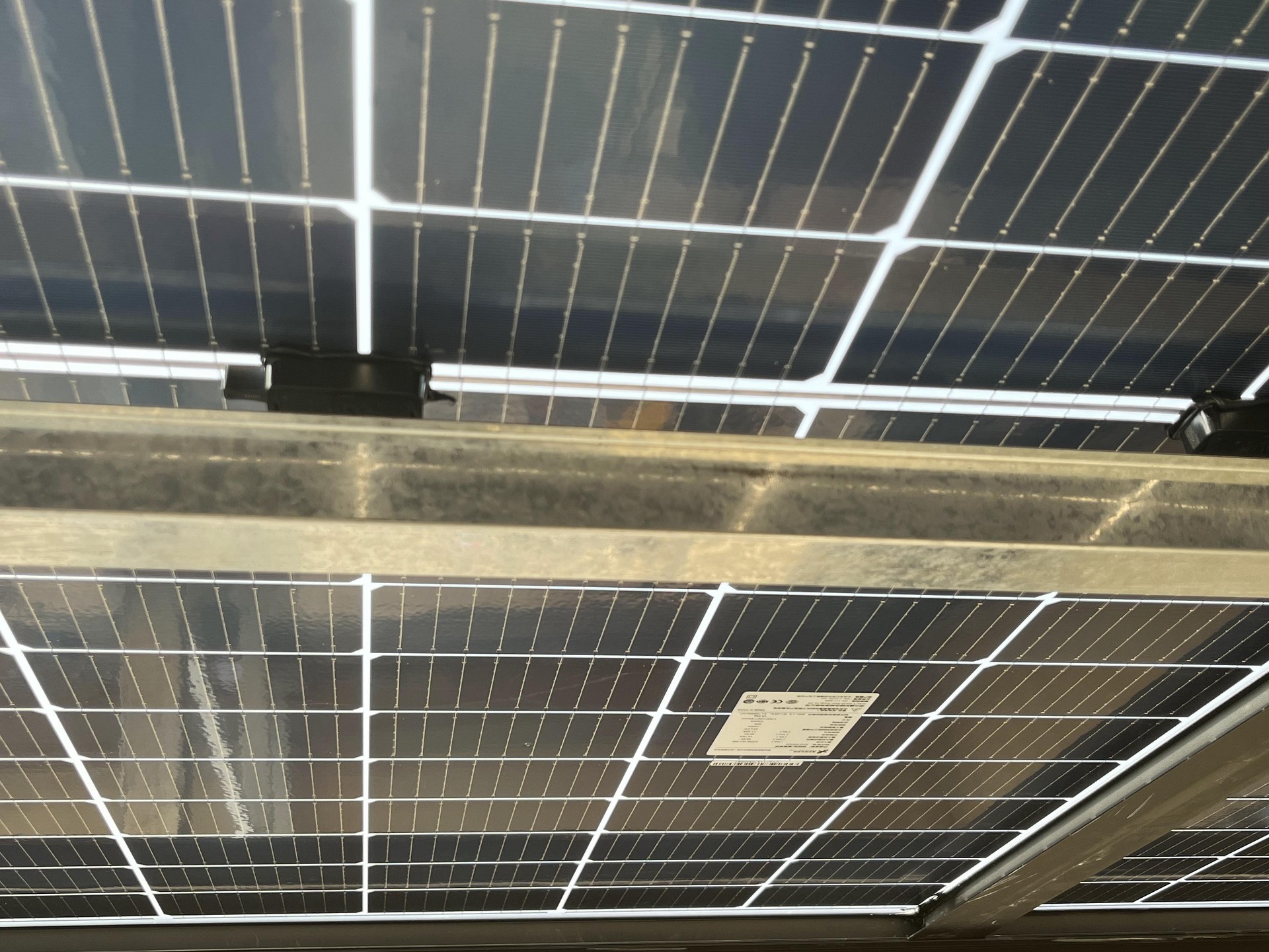 教育部：有条件地区开展学校修建屋顶光伏行动